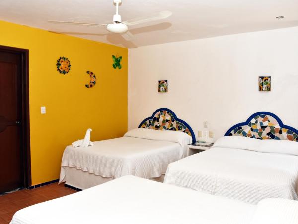 Hotel Mary Carmen : photo 2 de la chambre chambre triple