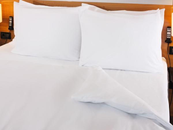 Mövenpick Hotel Berlin Am Potsdamer Platz : photo 2 de la chambre chambre lit king-size supérieure