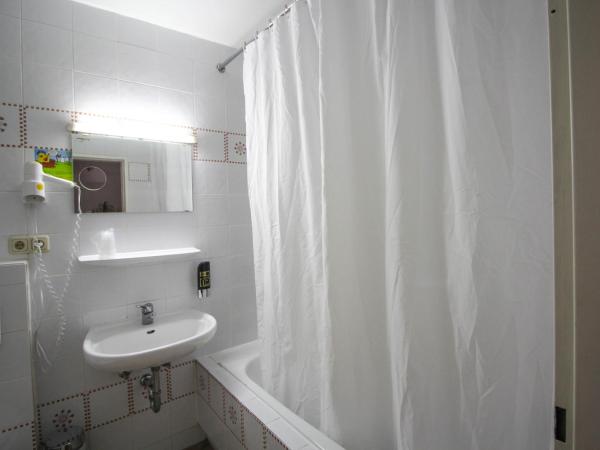 Hotel Seibel : photo 4 de la chambre chambre quadruple standard