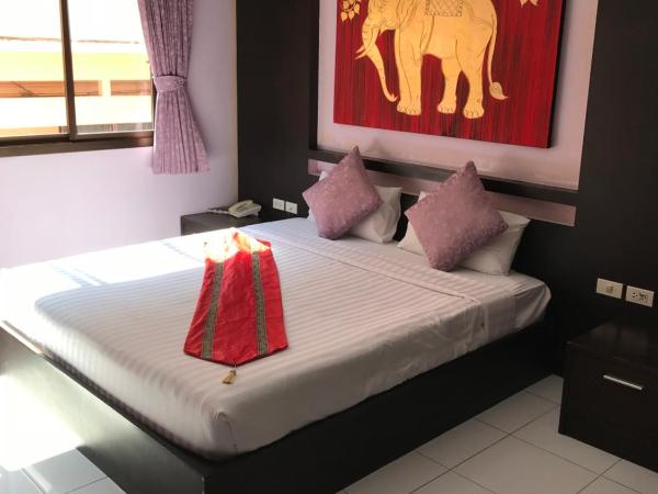 ZIP Hotel & Restaurant : photo 7 de la chambre chambre lit queen-size