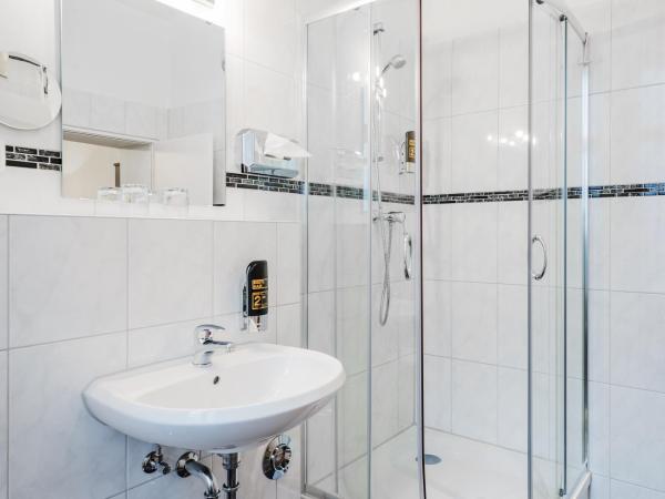 Hotel-Pension Michele : photo 6 de la chambre chambre double ou lits jumeaux