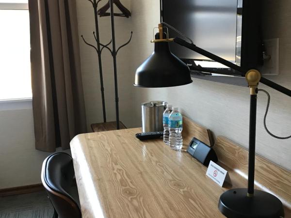 Hotel Mimosa : photo 3 de la chambre chambre lits jumeaux