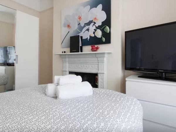 Home2Home-Rooms : photo 4 de la chambre chambre double ou lits jumeaux avec salle de bains commune