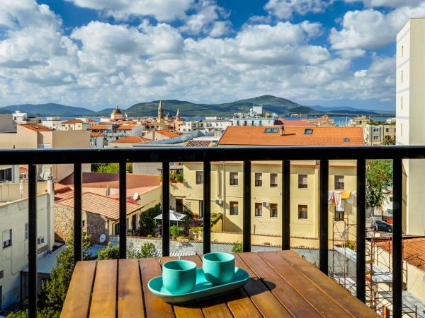 Alghero Roof Garden : photo 7 de la chambre chambre double avec balcon - vue sur mer