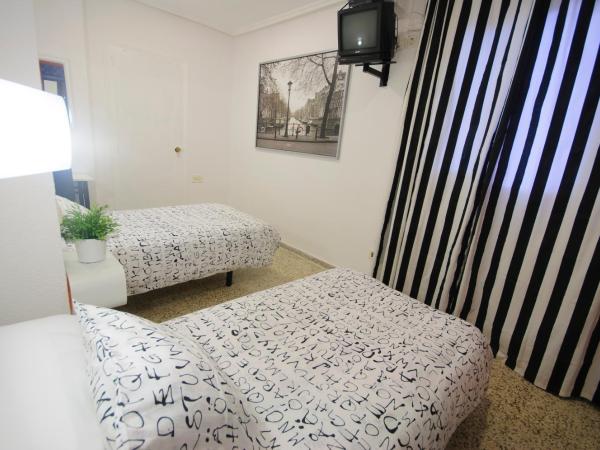 Hostal On Dormire Valencia : photo 1 de la chambre chambre double ou lits jumeaux