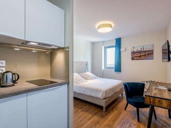 All Suites Bordeaux Marne - Gare Saint-Jean : photo 9 de la chambre  studio confort (lit double)