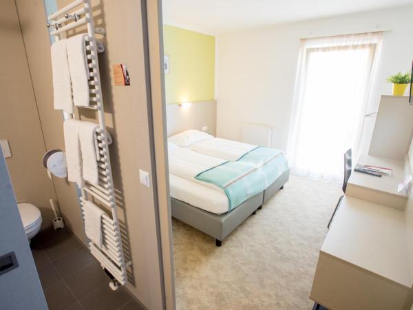 motel22 Parkplatz inklusive : photo 4 de la chambre chambre confort 
