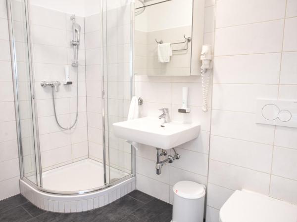 motel22 Parkplatz inklusive : photo 4 de la chambre studio