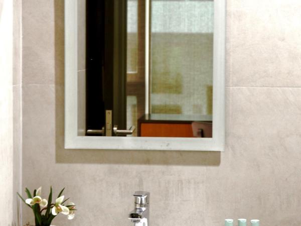 Ampera Avenue Residence : photo 3 de la chambre chambre double Économique