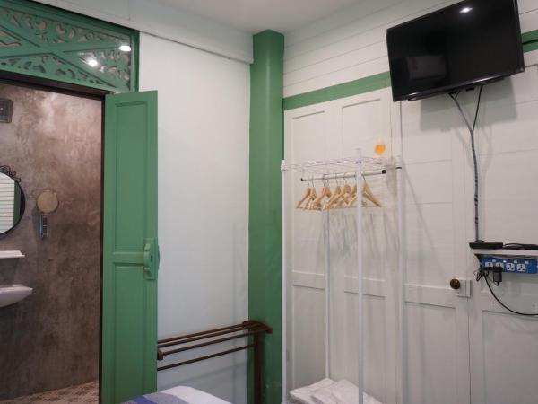 Green Teak House : photo 10 de la chambre chambre standard lit queen-size