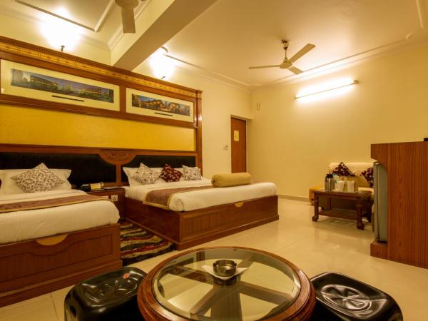The C Park Inn Karol Bagh Homely Atmosphere : photo 1 de la chambre chambre familiale