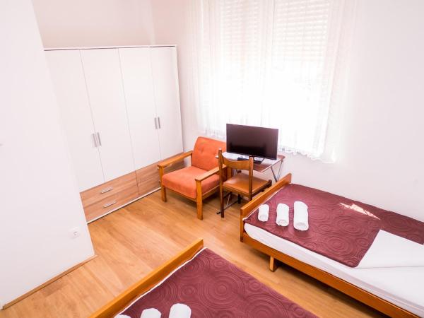 Hostel Vincentinum : photo 2 de la chambre chambre triple