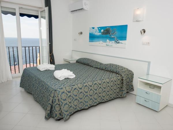 Hotel Weber Ambassador : photo 4 de la chambre chambre double - vue sur mer