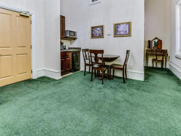 Chateau Orleans : photo 4 de la chambre appartement 1 chambre