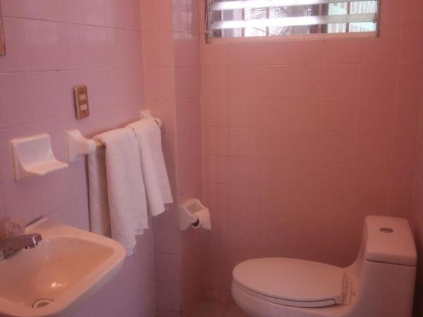 Casa Costa Brava : photo 3 de la chambre chambre lits jumeaux avec salle de bains privative