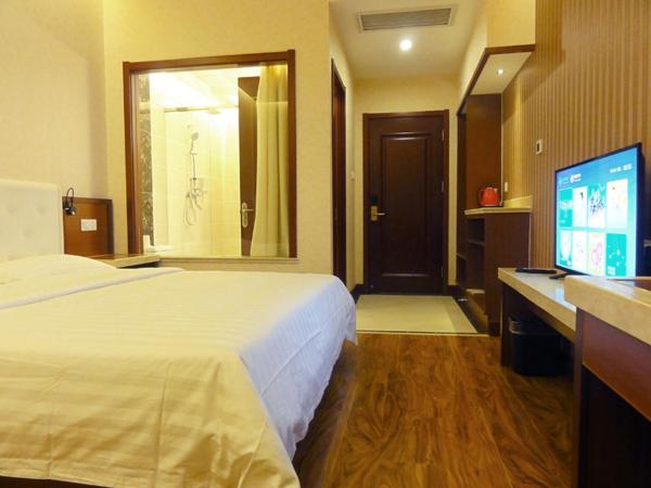 Hua Qi Kaiserdom Hotel Zhongshan Road St Michael's Cathedral and Zhanqiao Pier Qingdao : photo 3 de la chambre chambre double budget sans fenêtre