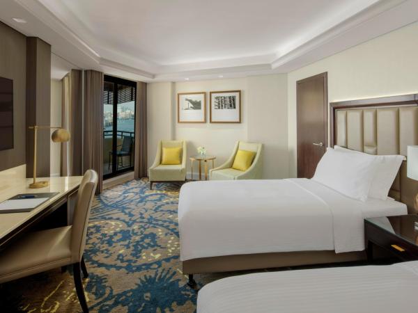 Radisson Blu Hotel, Dubai Deira Creek : photo 6 de la chambre chambre supérieure avec balcon - comprend une navette gratuite pour kite beach, dubai mall / burj khalifa - vue sur crique