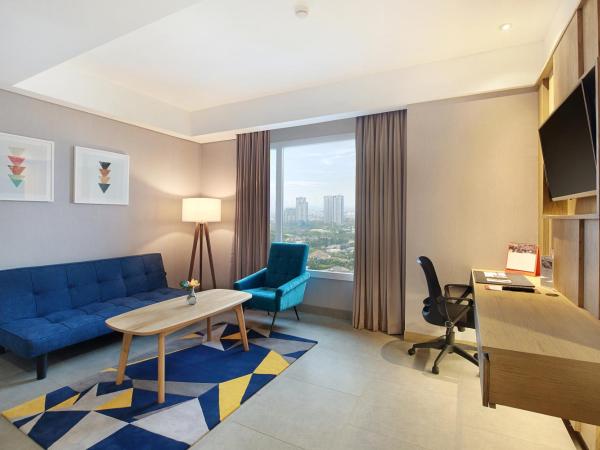 Swiss-Belinn Simatupang : photo 3 de la chambre suite premier