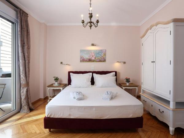 V1935 Luxurious Apartments : photo 3 de la chambre appartement deluxe avec cuisine séparée