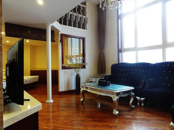 Hua Qi Kaiserdom Hotel Zhongshan Road St Michael's Cathedral and Zhanqiao Pier Qingdao : photo 1 de la chambre suite en duplex