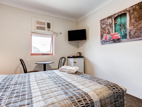 Arena Hotel (formerly Sleep Express Motel) : photo 6 de la chambre chambre standard lit queen-size