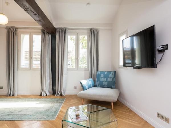 Ateliers de Montmartre ADM : photo 8 de la chambre suite en duplex