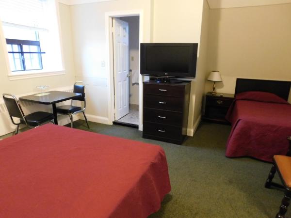 Filmores Hotel : photo 5 de la chambre chambre triple climatisée