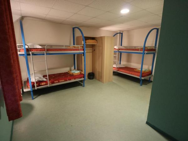 ETHIC ETAPES DIJON Accueil 24h24 et parking gratuit : photo 1 de la chambre lit superposé dans dortoir pour femmes