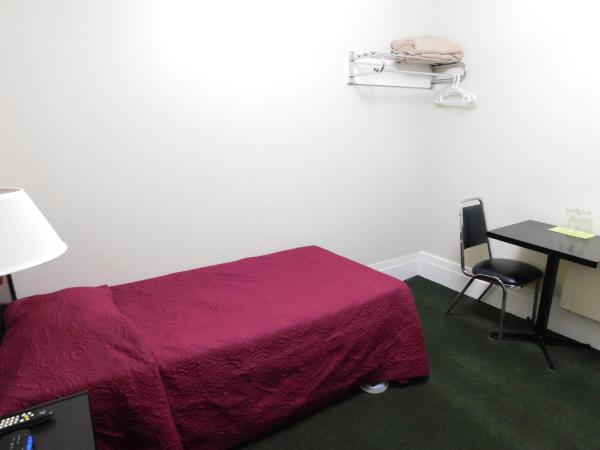 Filmores Hotel : photo 8 de la chambre chambre simple avec salle de bains commune