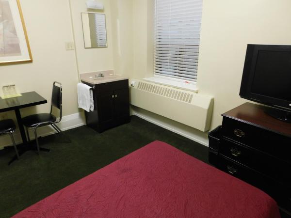 Filmores Hotel : photo 6 de la chambre chambre simple avec salle de bains commune