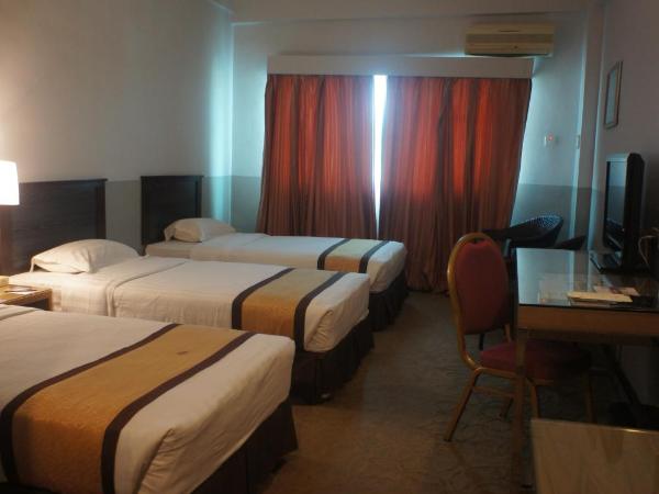 Tyng Garden Hotel : photo 5 de la chambre chambre triple deluxe