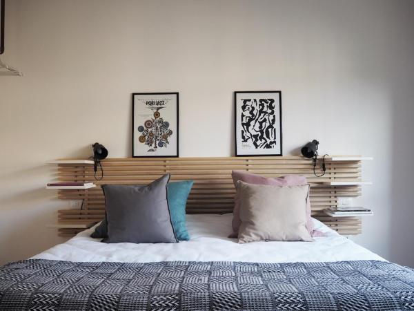 Cramu Bed&Breakfast : photo 2 de la chambre chambre double ou lits jumeaux deluxe - vue sur ville 