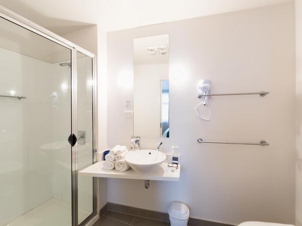 Customs House Hotel : photo 2 de la chambre chambre lits jumeaux - bord de l'eau