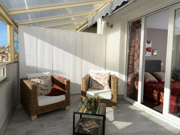 Le Maray : photo 1 de la chambre chambre double avec terrasse et vue sur port