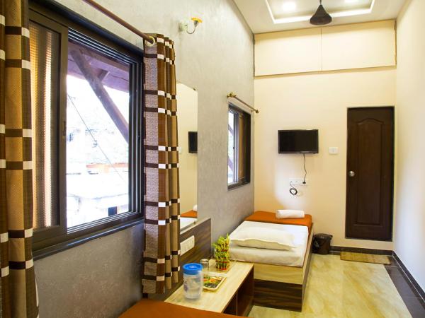 Welcome Guest House : photo 1 de la chambre chambre double avec salle de bains privative