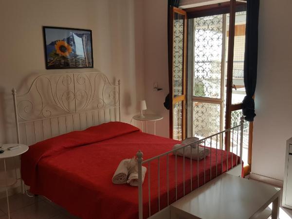 Le ginestre : photo 4 de la chambre chambre double - vue sur mer