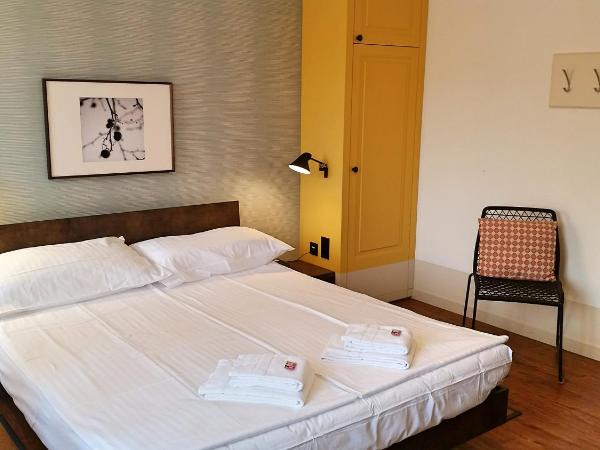 Hotel Pestalozzi Lugano : photo 10 de la chambre chambre double ou lits jumeaux moderne