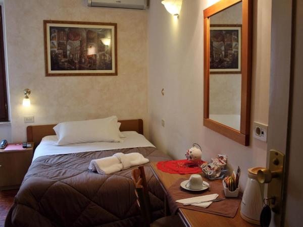 Primavera Mini Hotel : photo 2 de la chambre chambre simple