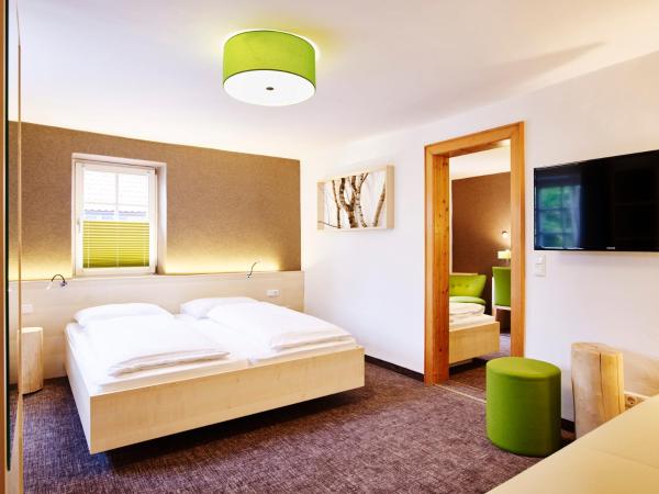 Das Grüne Hotel zur Post - 100 % BIO : photo 4 de la chambre suite 2 chambres