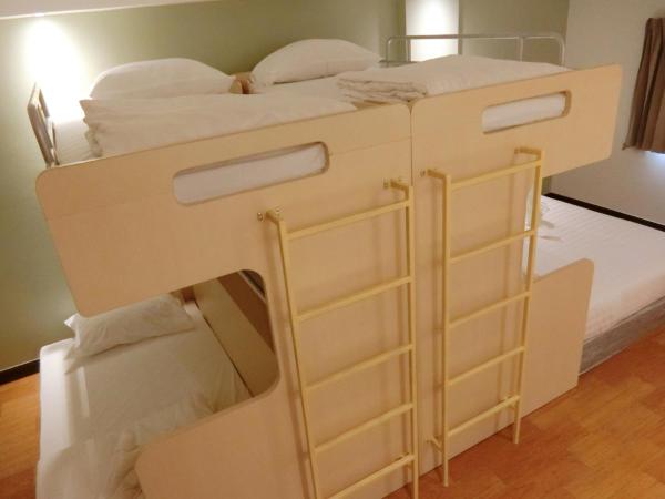 Baan Sang Singh : photo 4 de la chambre chambre familiale avec lits superposés
