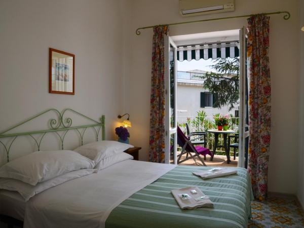 Hotel Europa : photo 6 de la chambre chambre double confort