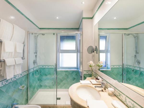 Grand Hotel Il Moresco : photo 2 de la chambre chambre double ou lits jumeaux confort 