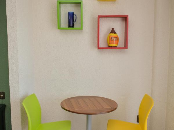 Suites Los Arcos : photo 9 de la chambre chambre quadruple