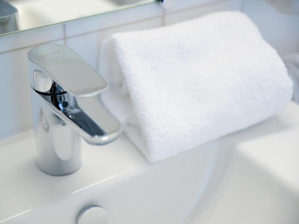 Hôtel de la Gare - Restaurant Bistro Quai : photo 9 de la chambre chambre double standard