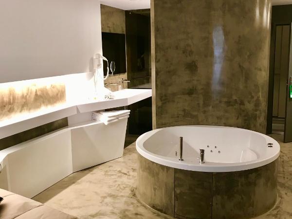 Hotel do Parque : photo 10 de la chambre chambre double de luxe avec baignoire spa