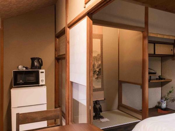 Marikoji Inn Kyoto : photo 2 de la chambre chambre double supérieure avec tatami - vue sur jardin