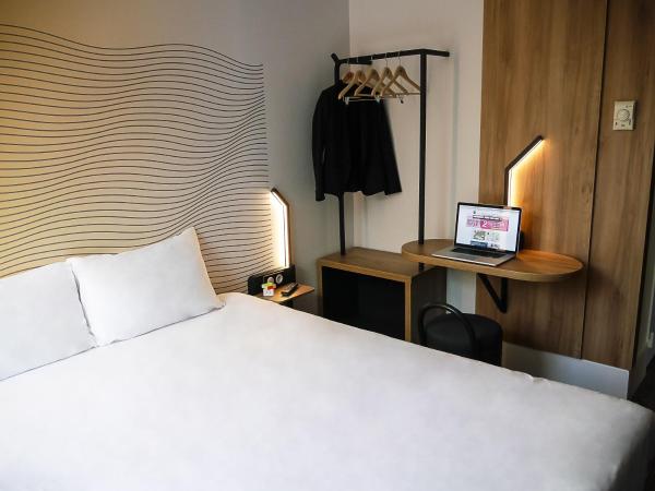 B&B HOTEL LYON Centre Perrache Berthelot : photo 9 de la chambre chambre double