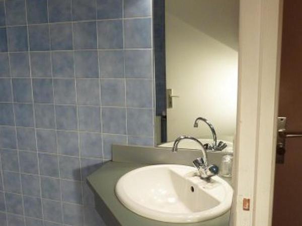 Hôtel Restaurant du Pont-Vieux : photo 3 de la chambre chambre lits jumeaux