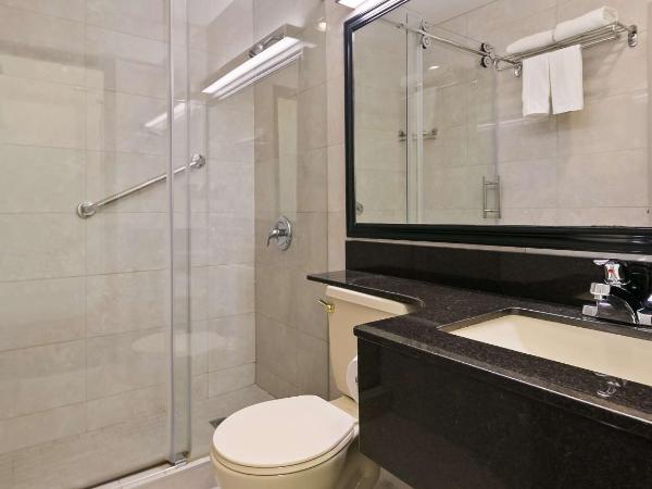 Best Western Airport Inn : photo 4 de la chambre chambre lit queen-size - non-fumeurs