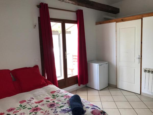 Bastide Ecurie Massilia : photo 3 de la chambre studio avec terrasse